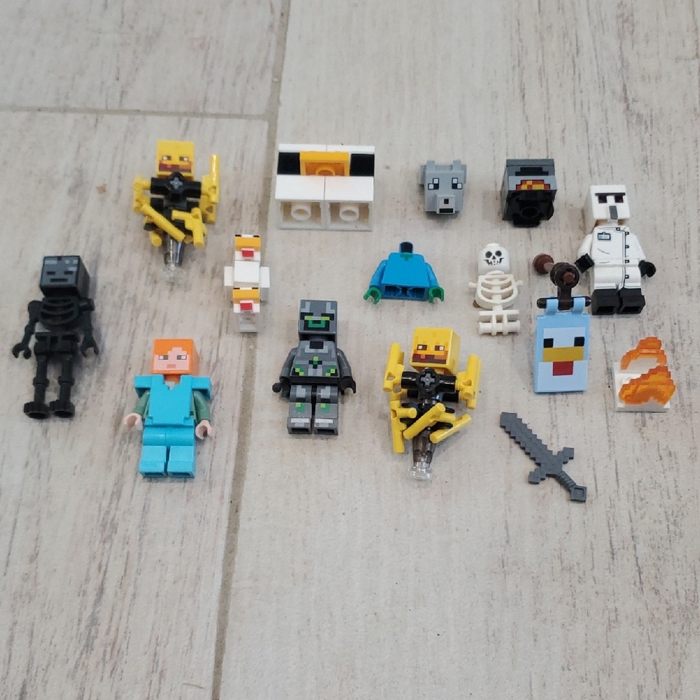 LEGO Minecraft Minifigure Bundle #1